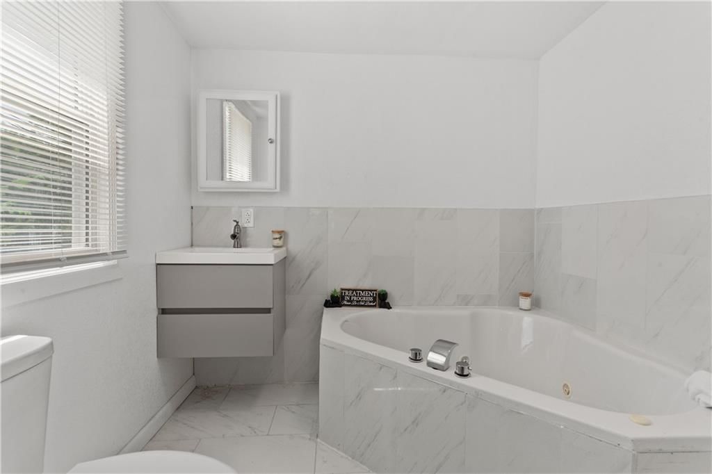 4502 Montgall Avenue — photo 14