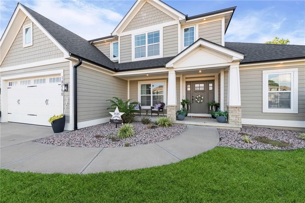 Photo 5 of 83 - 18000 NW 130th Place