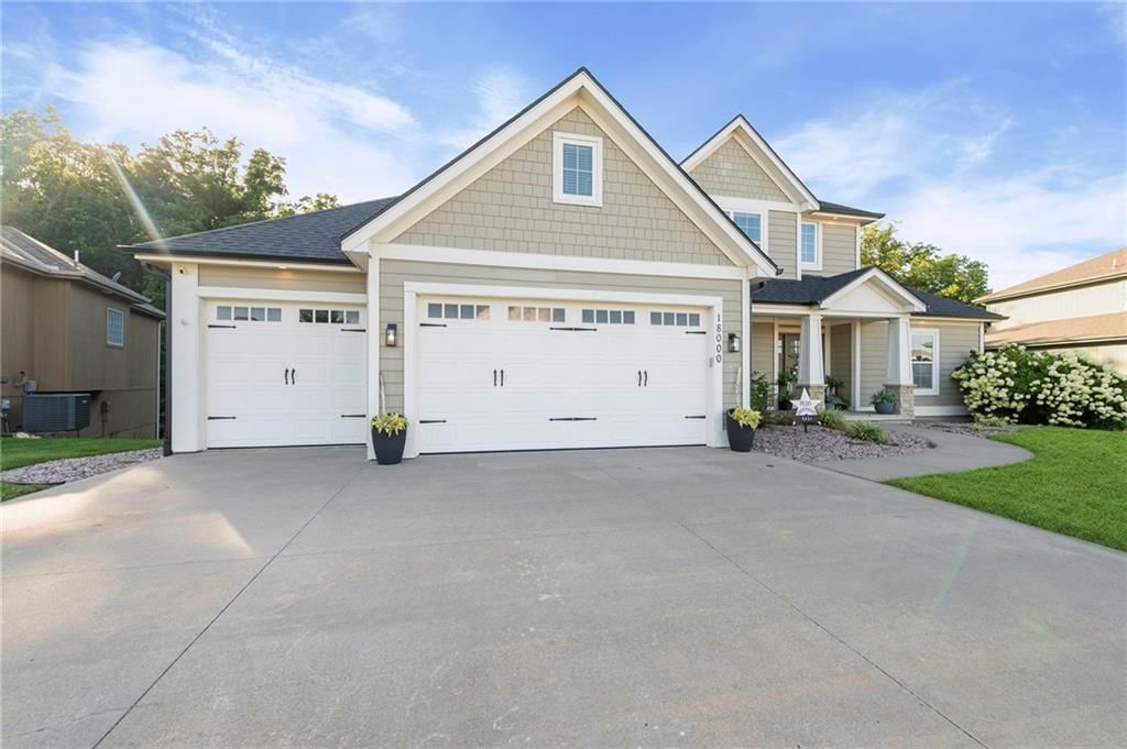 Photo 6 of 83 - 18000 NW 130th Place