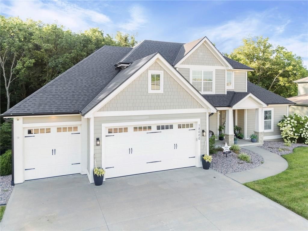 Photo 7 of 83 - 18000 NW 130th Place