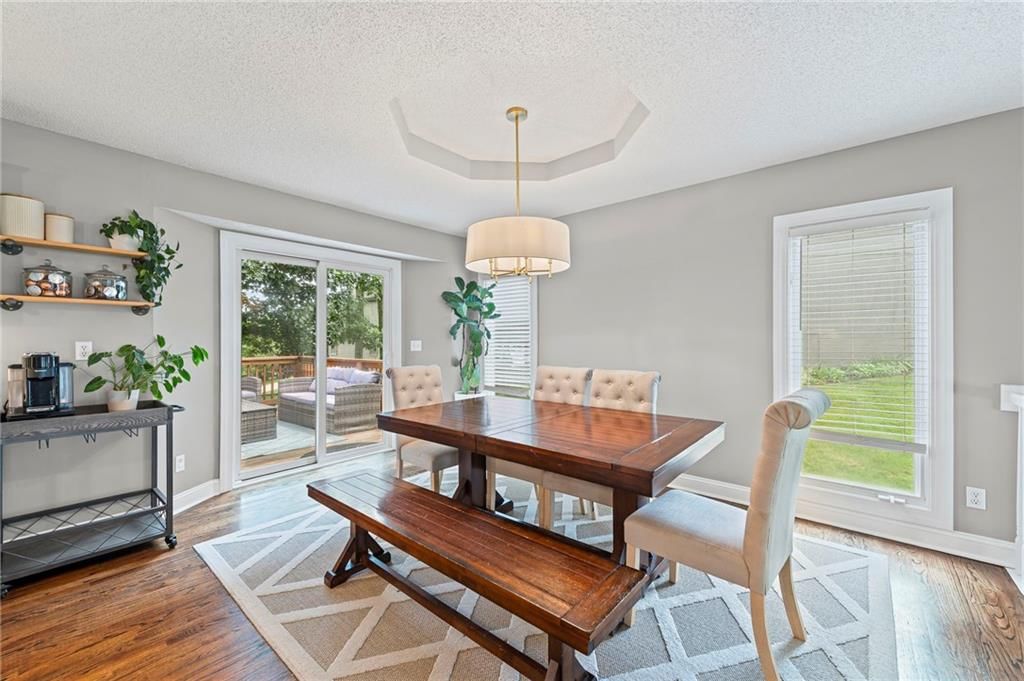 Photo 10 of 33 - 7807 N Adrian Avenue