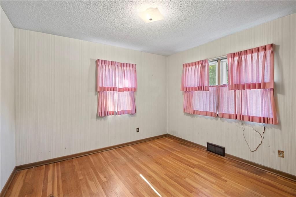 Photo 18 of 38 - 611 N Washington Boulevard