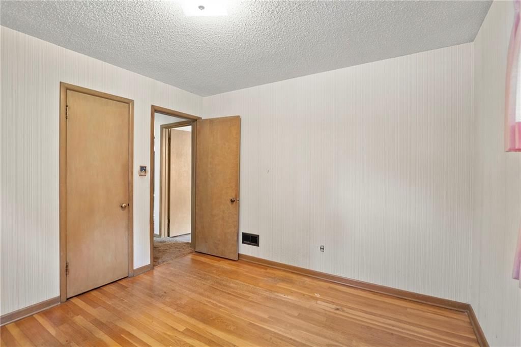 Photo 19 of 38 - 611 N Washington Boulevard