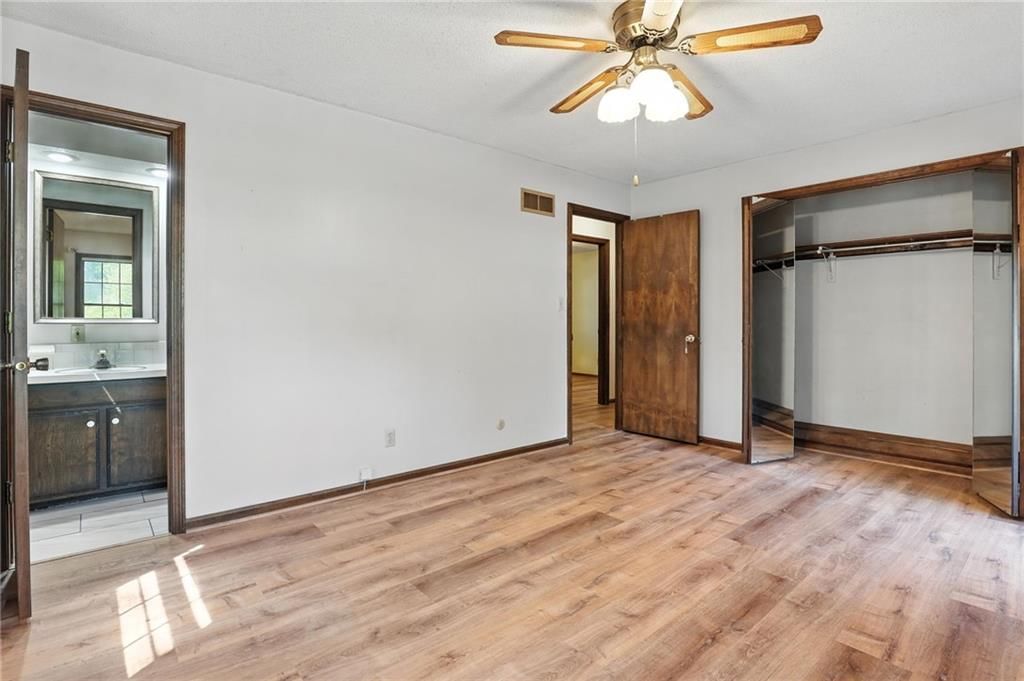 1316 Vilas Street — photo 17