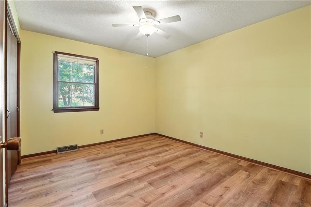 1316 Vilas Street — photo 20