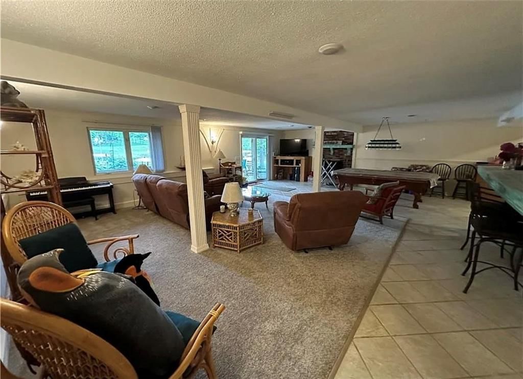 328 N Winnebago Drive — photo 20