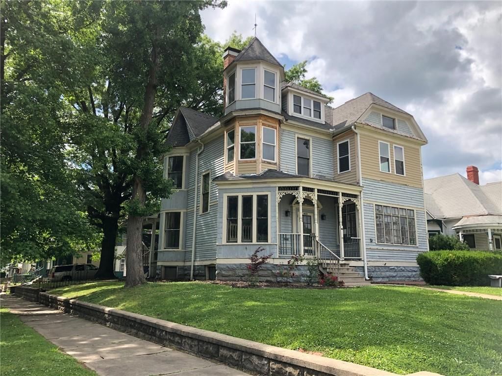 524 S Grand Avenue — photo 1
