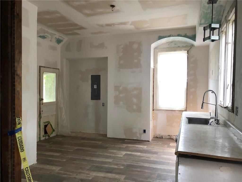 524 S Grand Avenue — photo 14