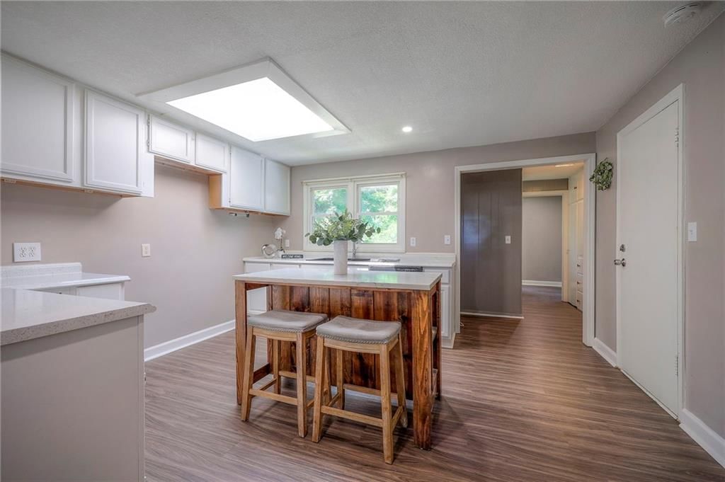 1044 S 45th Terrace — photo 5
