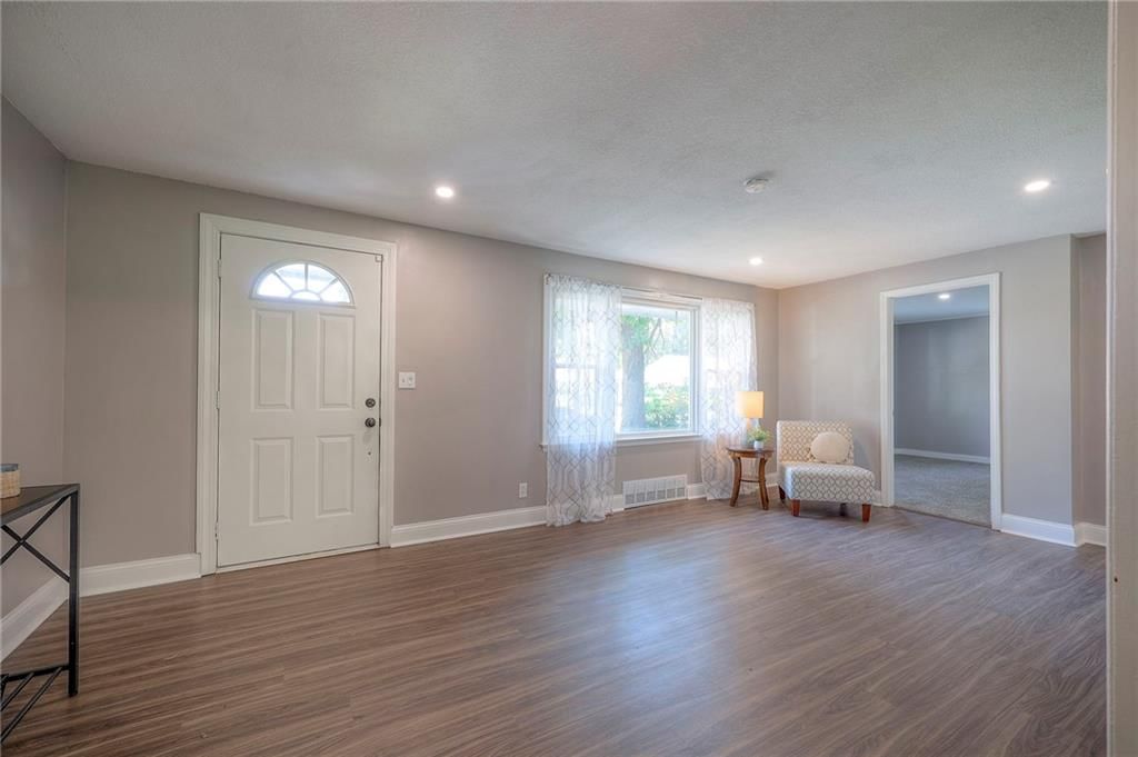 1044 S 45th Terrace — photo 10