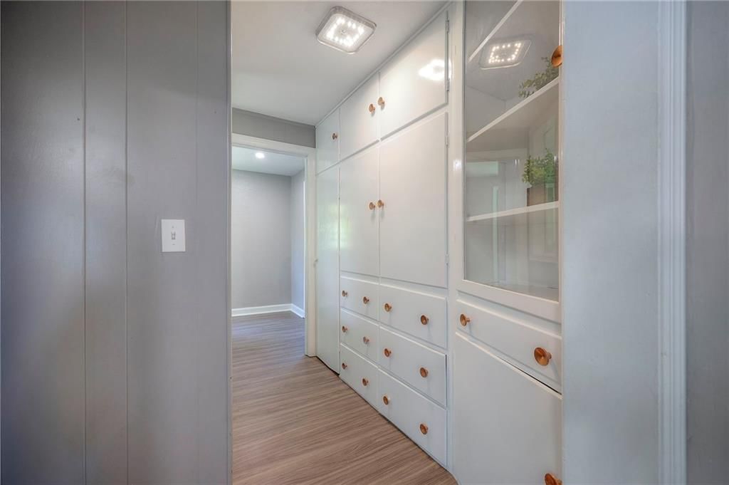 1044 S 45th Terrace — photo 14