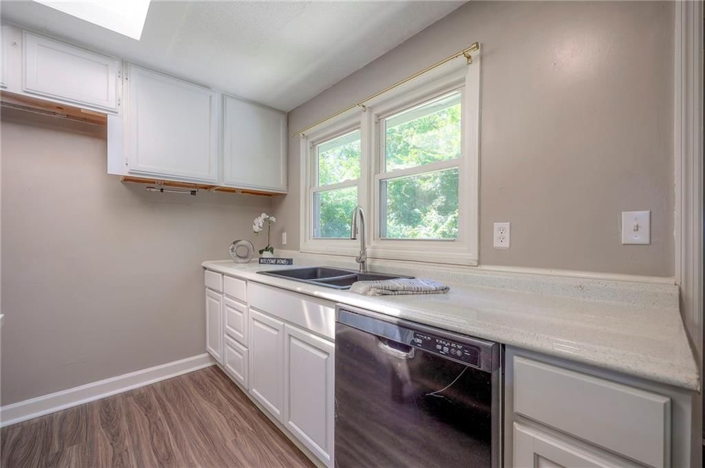 1044 S 45th Terrace — photo 19