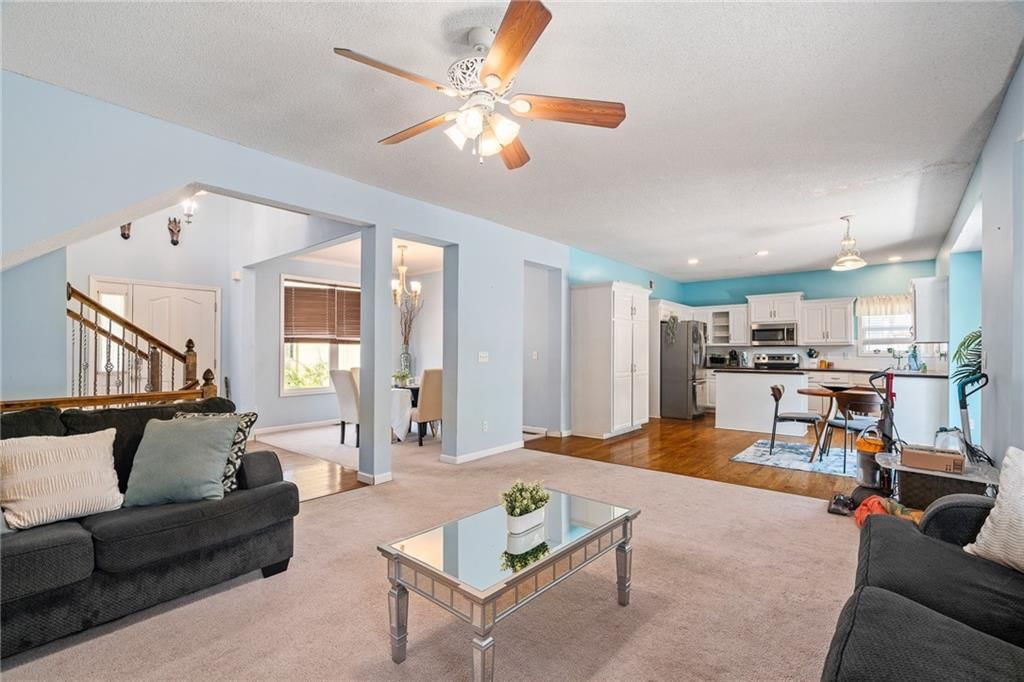 Photo 18 of 44 - 18321 Spruce Street