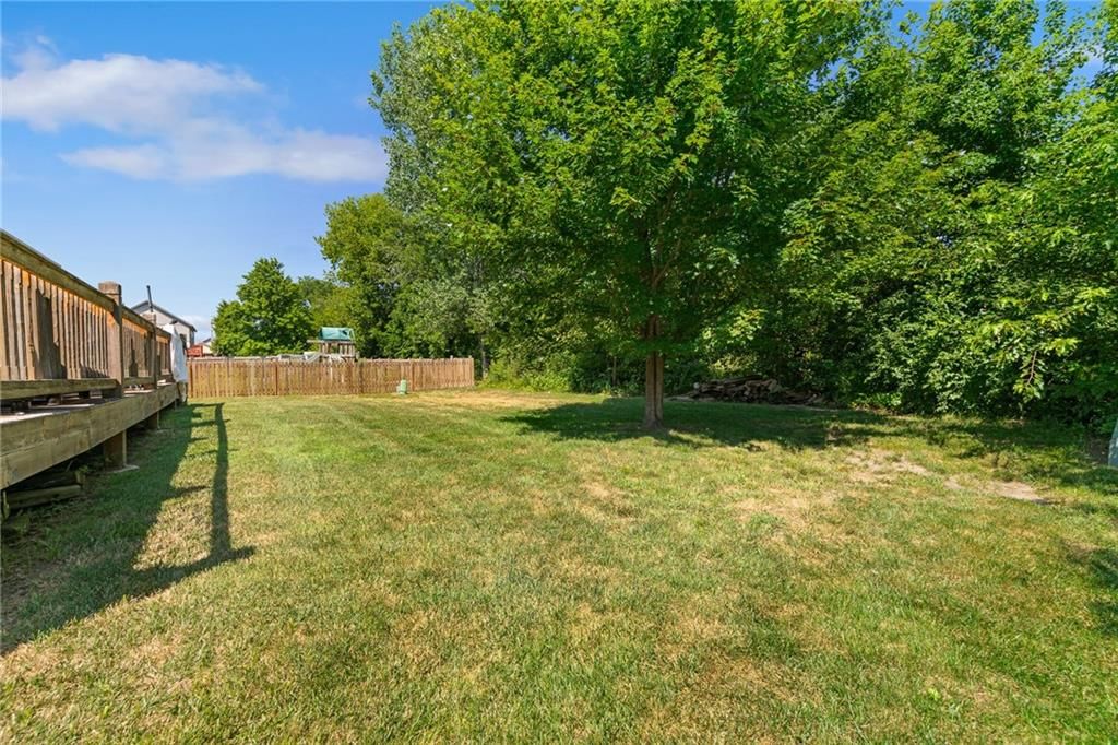 Photo 37 of 44 - 18321 Spruce Street