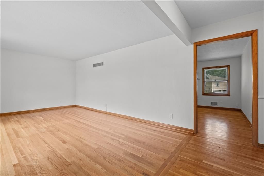 Photo 5 of 27 - 18408 E 29th Terrace