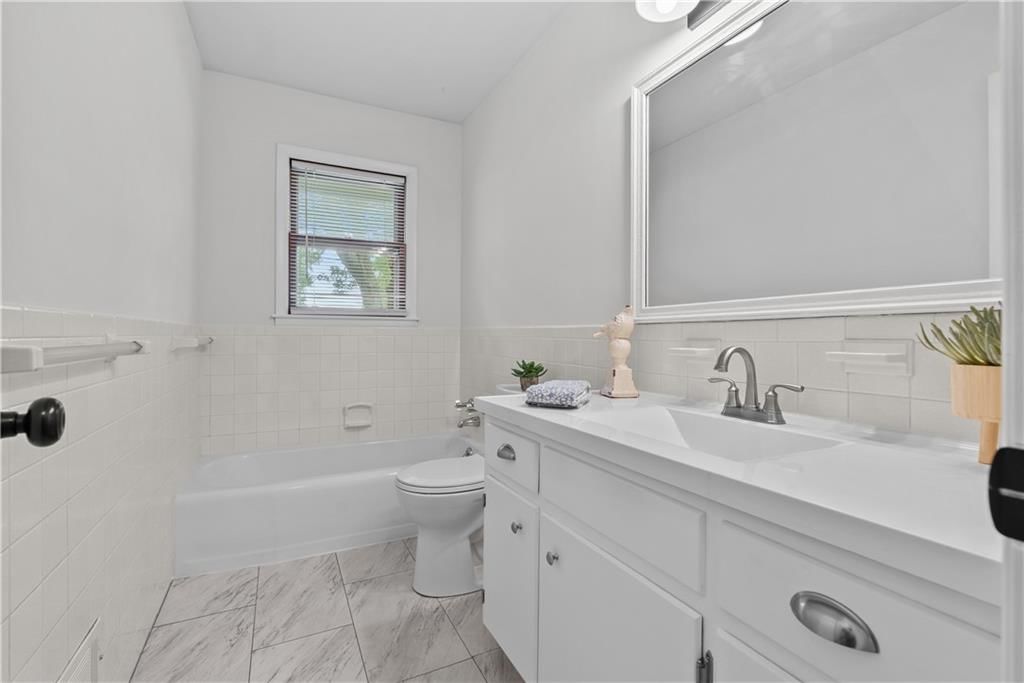 Photo 20 of 27 - 18408 E 29th Terrace
