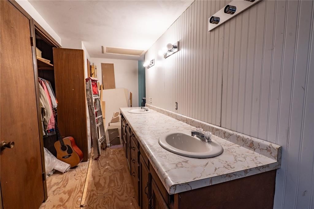 2409 W 1st Street — photo 14