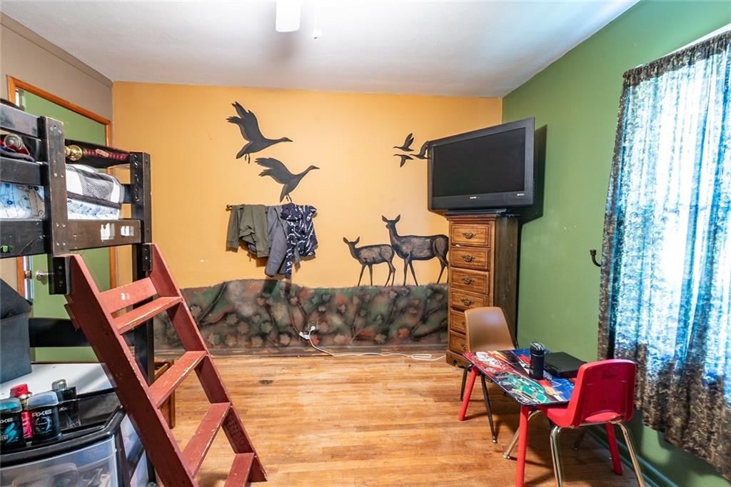 2409 W 1st Street — photo 17