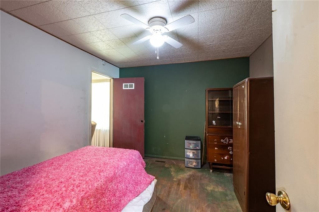 2409 W 1st Street — photo 18