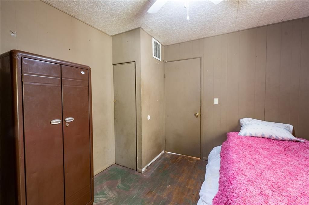 2409 W 1st Street — photo 19
