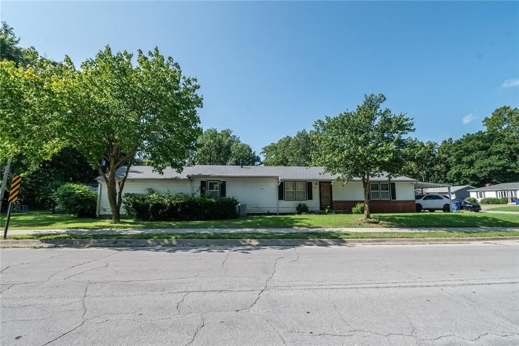 2409 W 1st Street — photo 25