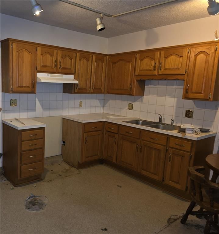 327 N 4th Street — photo 8