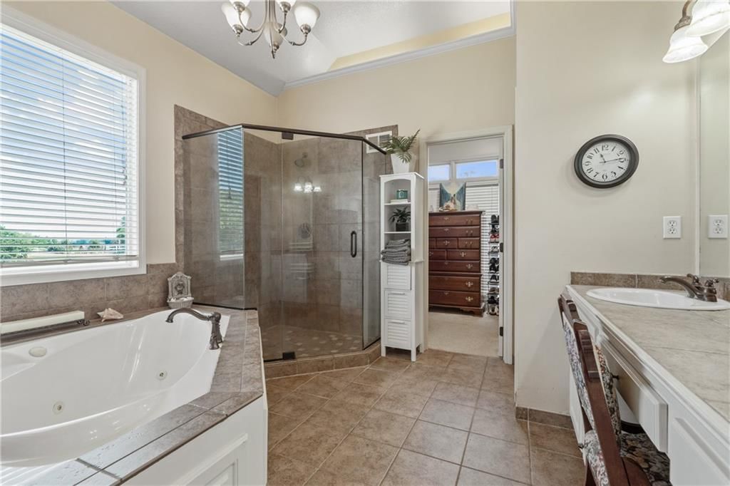10013 NW Crooked Road — photo 19