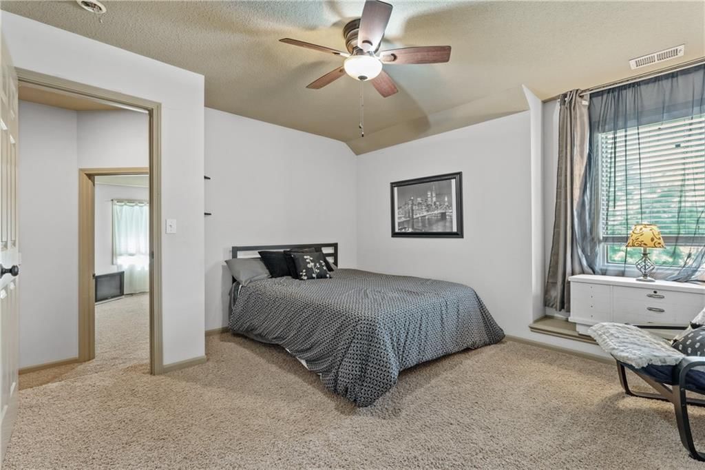 10013 NW Crooked Road — photo 22