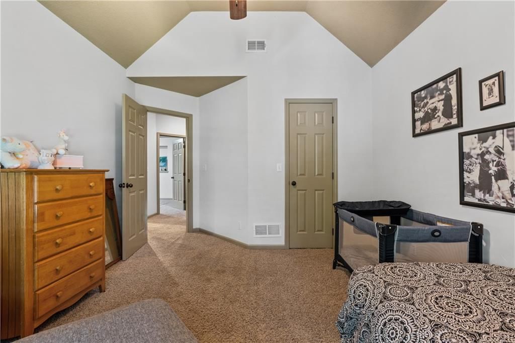 10013 NW Crooked Road — photo 28