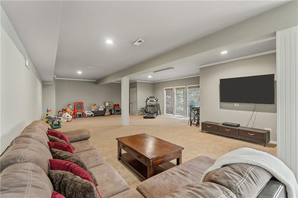 10013 NW Crooked Road — photo 34