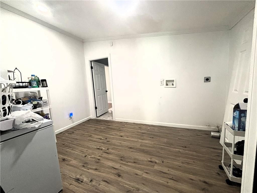 325 Lakeview Drive — photo 15