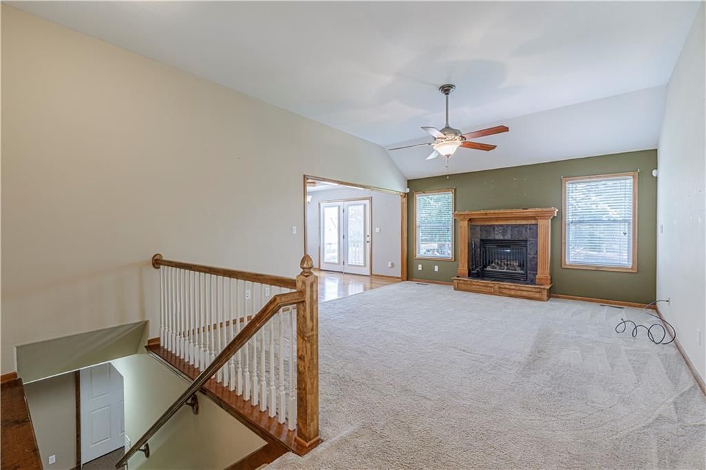 2105 NW Sycamore Lane — photo 5