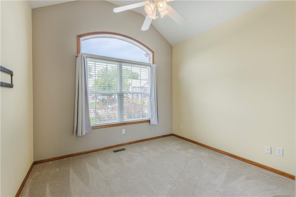 2105 NW Sycamore Lane — photo 15