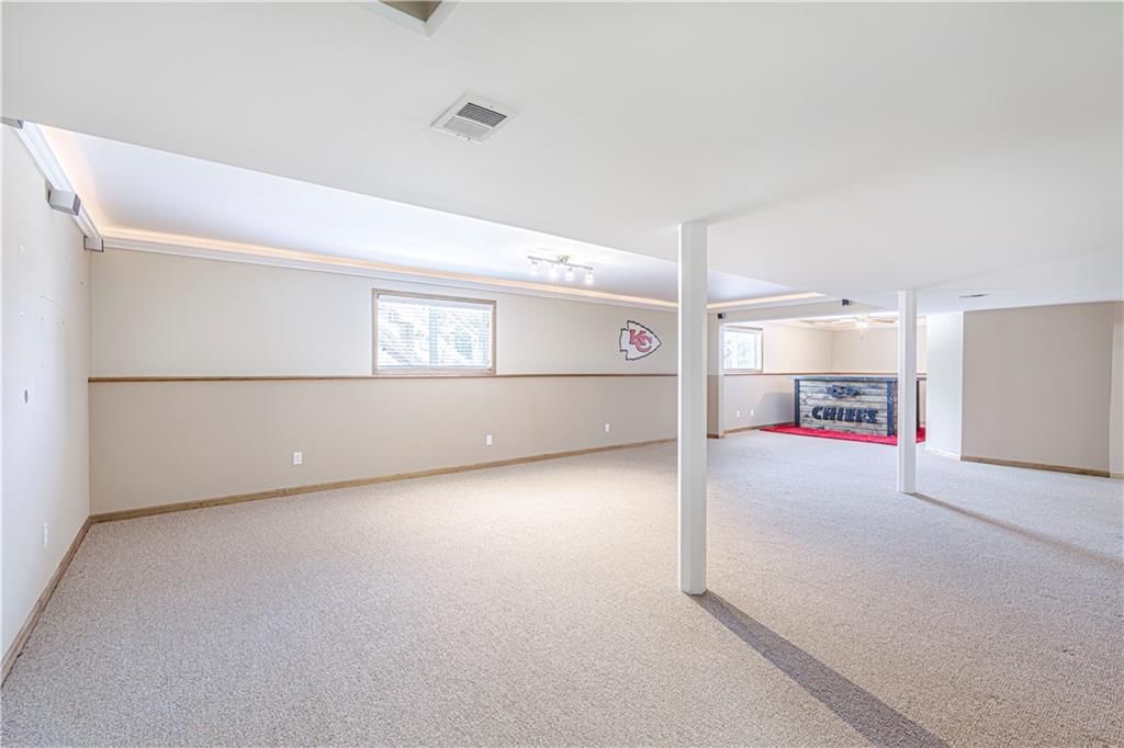 2105 NW Sycamore Lane — photo 26