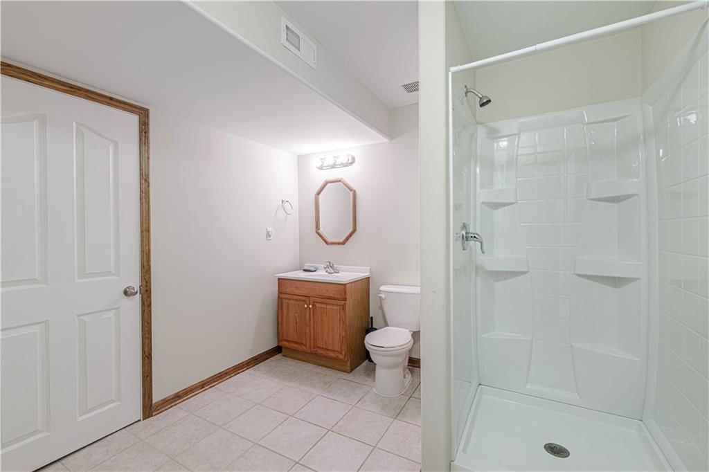 2105 NW Sycamore Lane — photo 32