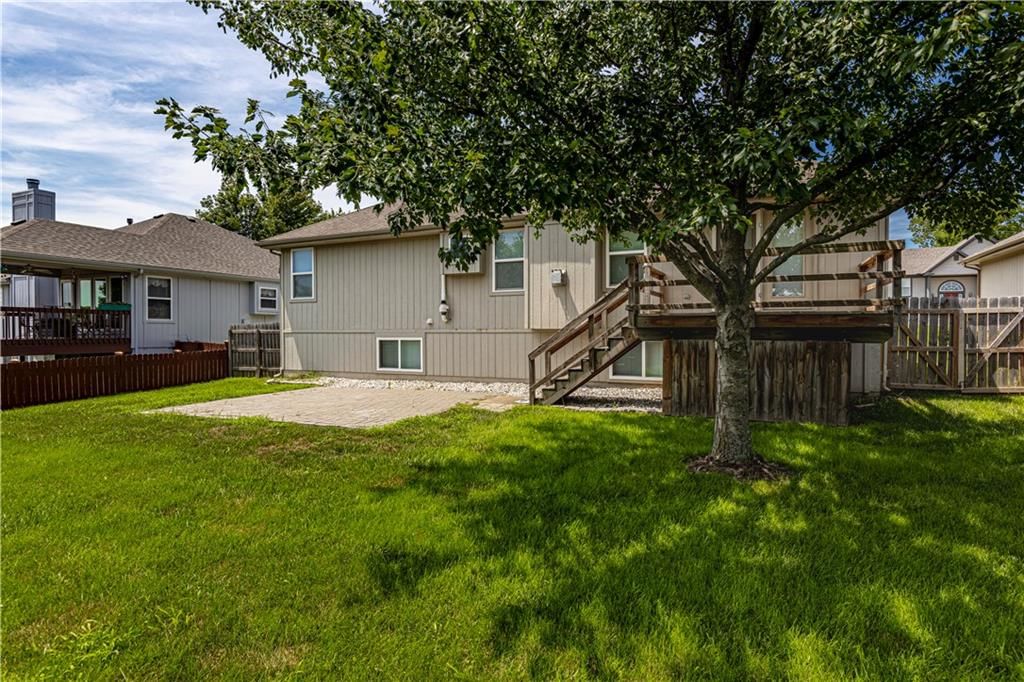 2105 NW Sycamore Lane — photo 37