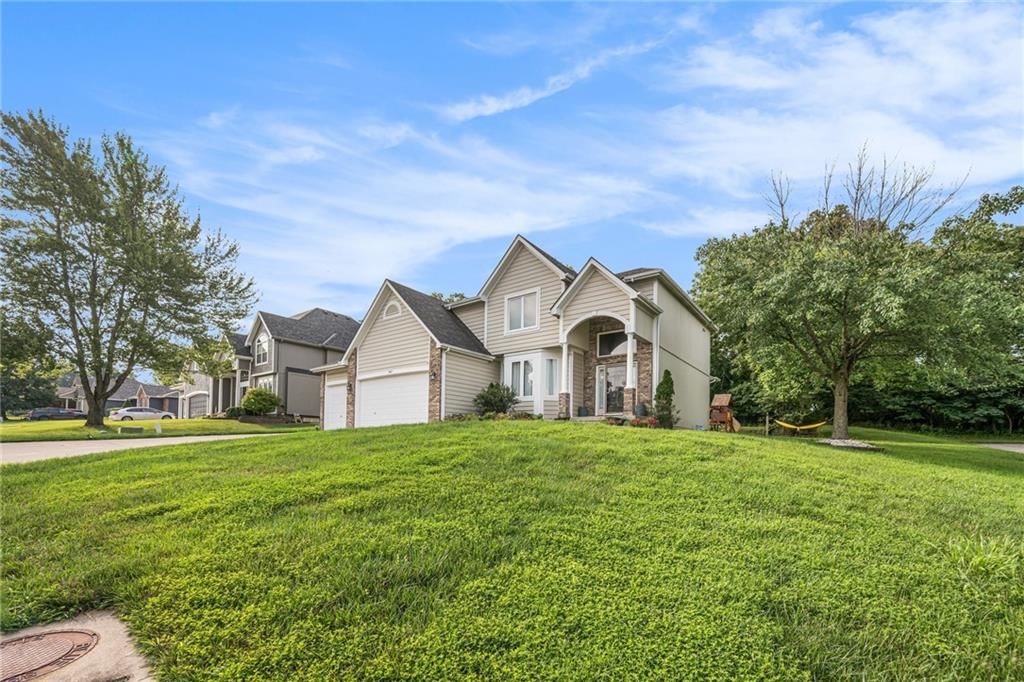 1412 SW Trail Ridge Drive — photo 2