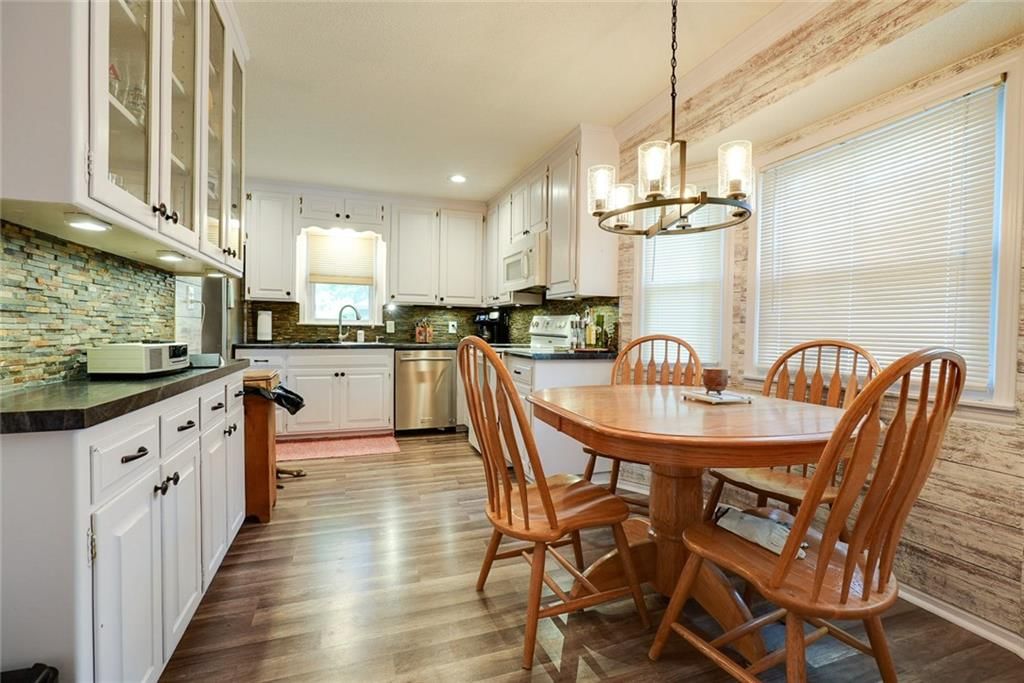 1331 SW Horizon Drive — photo 8