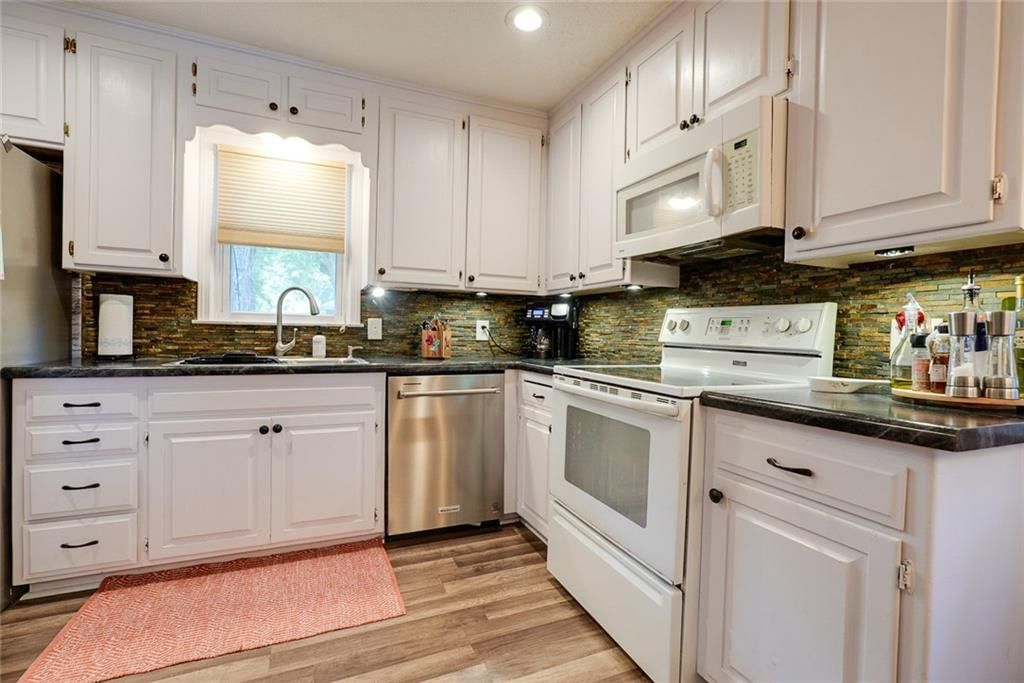 1331 SW Horizon Drive — photo 10
