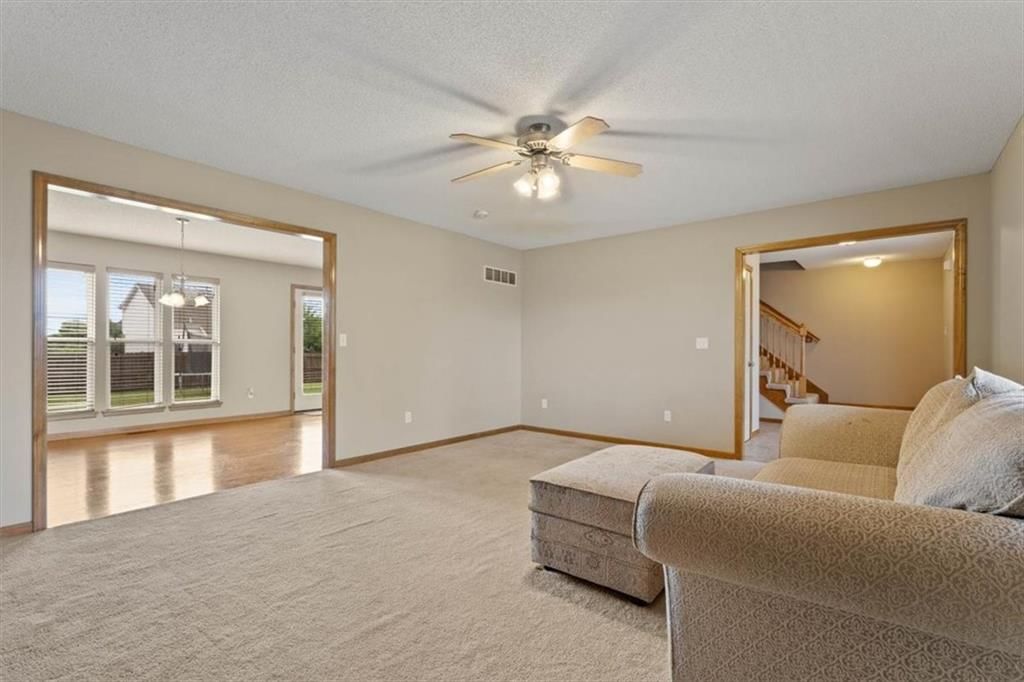 1812 NW 92nd Terrace — photo 4