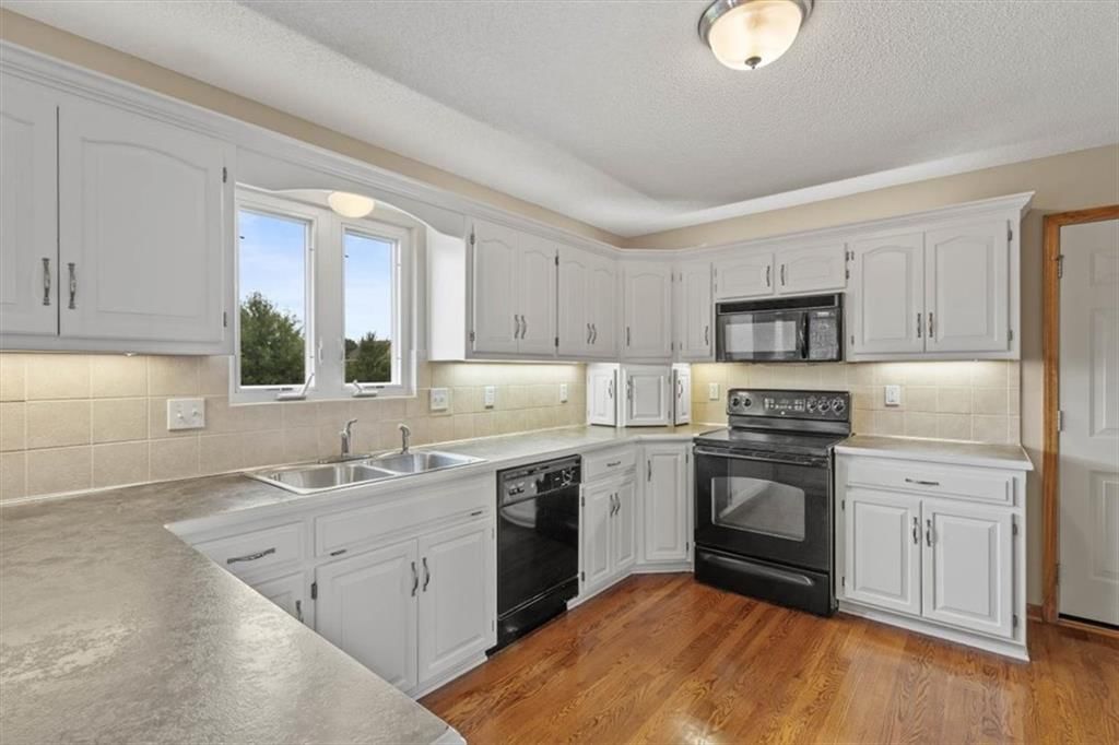 1812 NW 92nd Terrace — photo 8