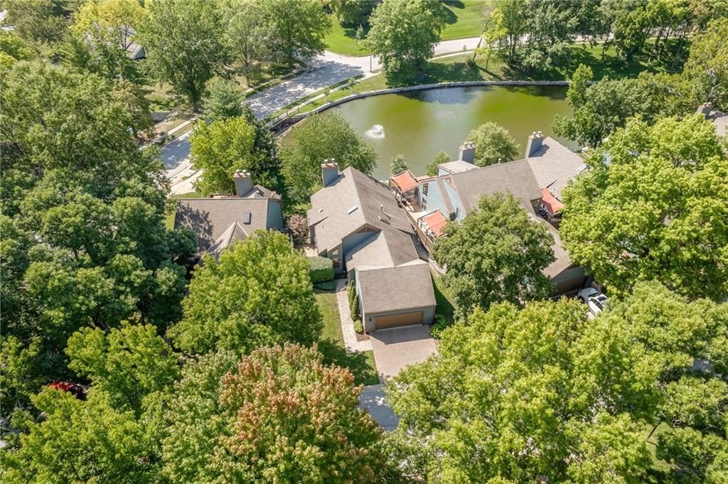Photo 43 of 46 - 206 Lakeside Drive