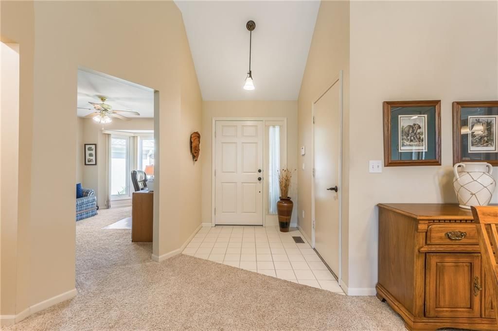 Photo 4 of 42 - 713 Bristol Court
