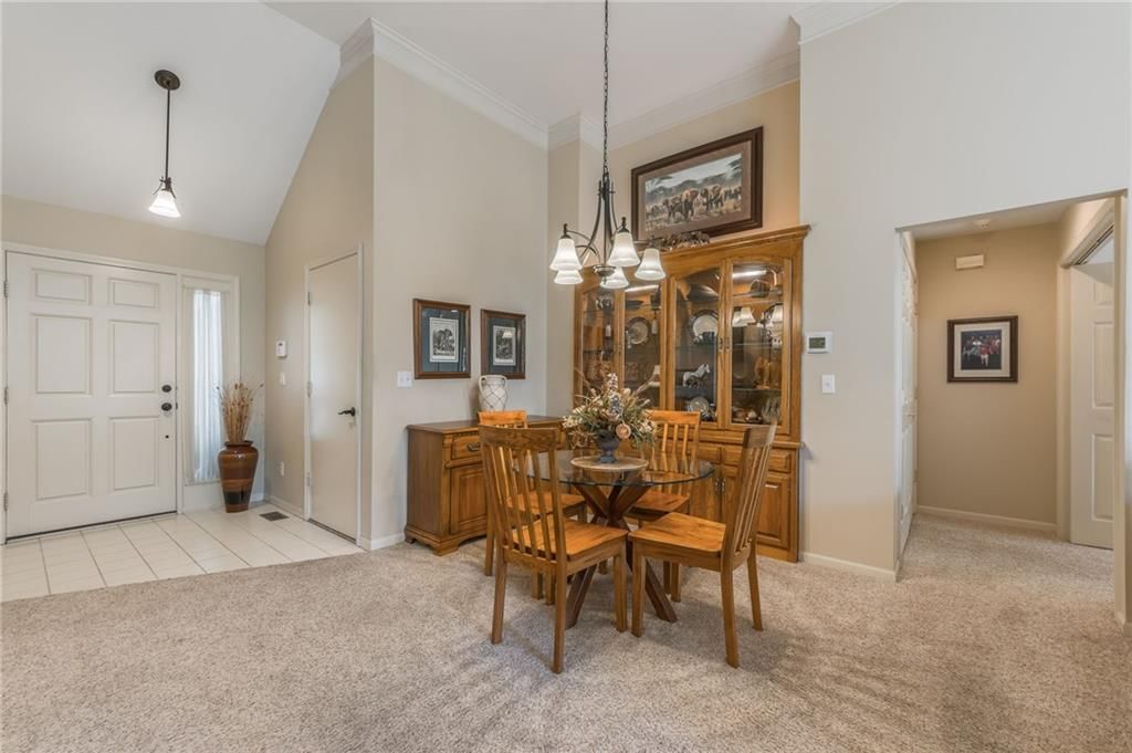 Photo 5 of 42 - 713 Bristol Court