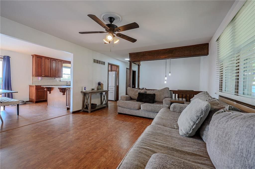 122 S 3rd Court — photo 8