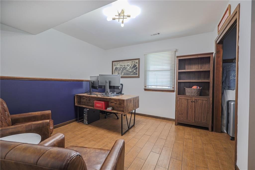 122 S 3rd Court — photo 25