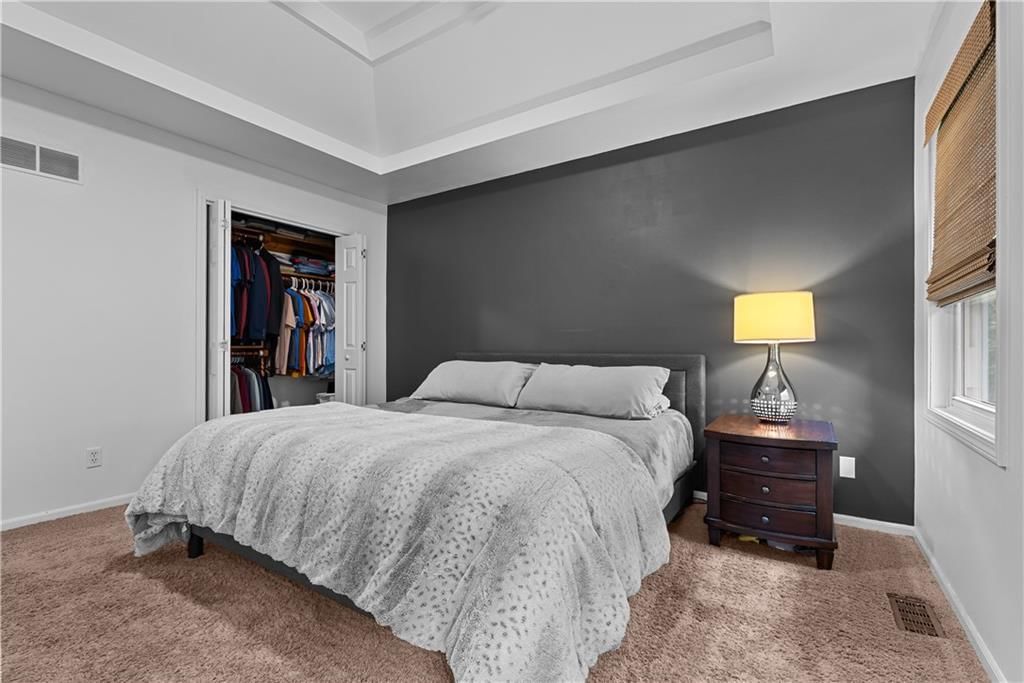 Photo 17 of 37 - 7938 NW 74th Street