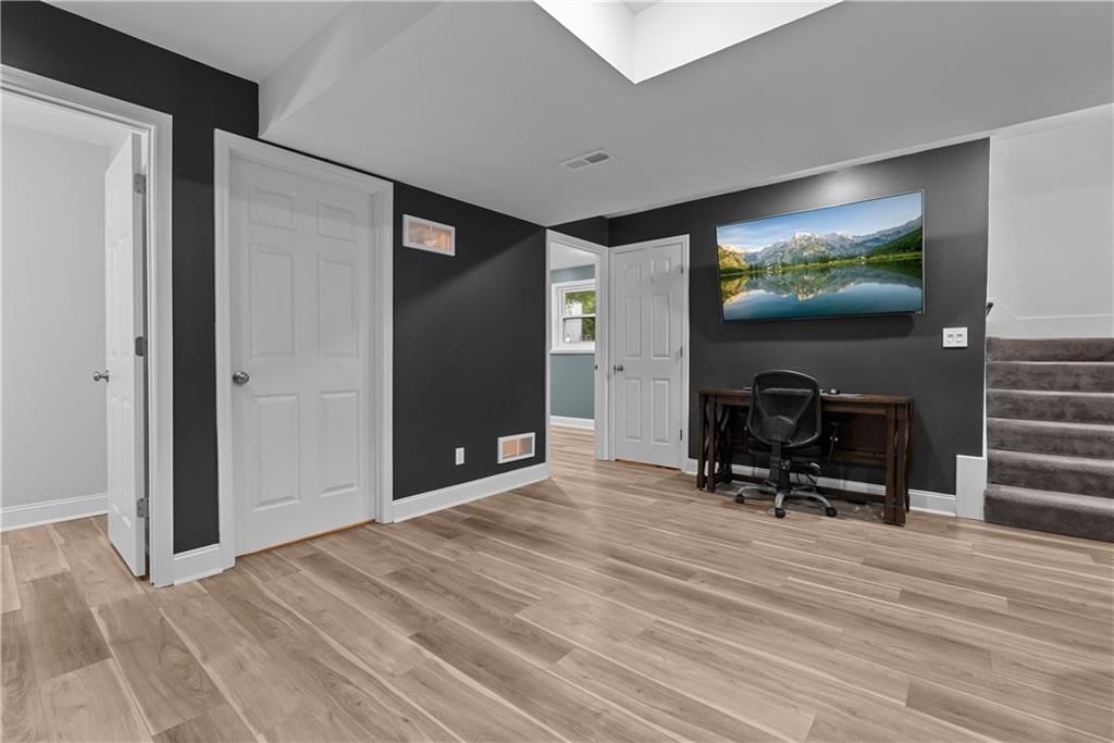 Photo 22 of 37 - 7938 NW 74th Street