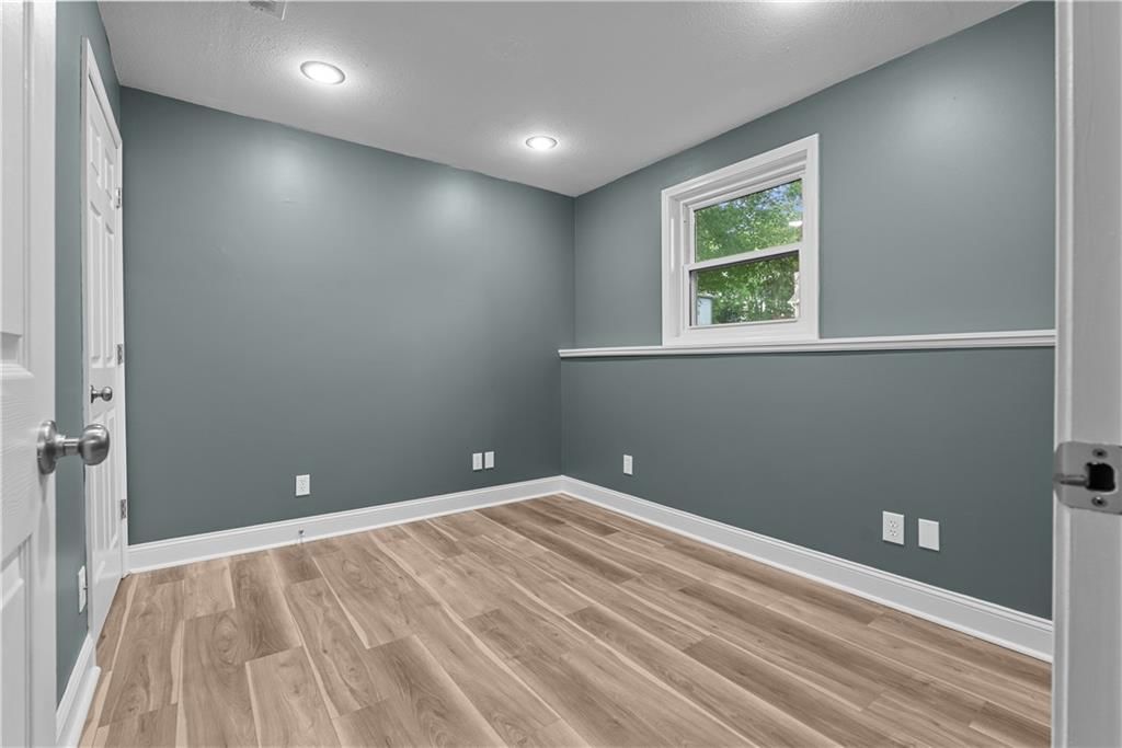 Photo 26 of 37 - 7938 NW 74th Street