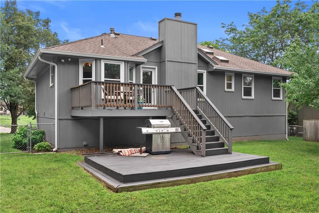 Photo 28 of 37 - 7938 NW 74th Street